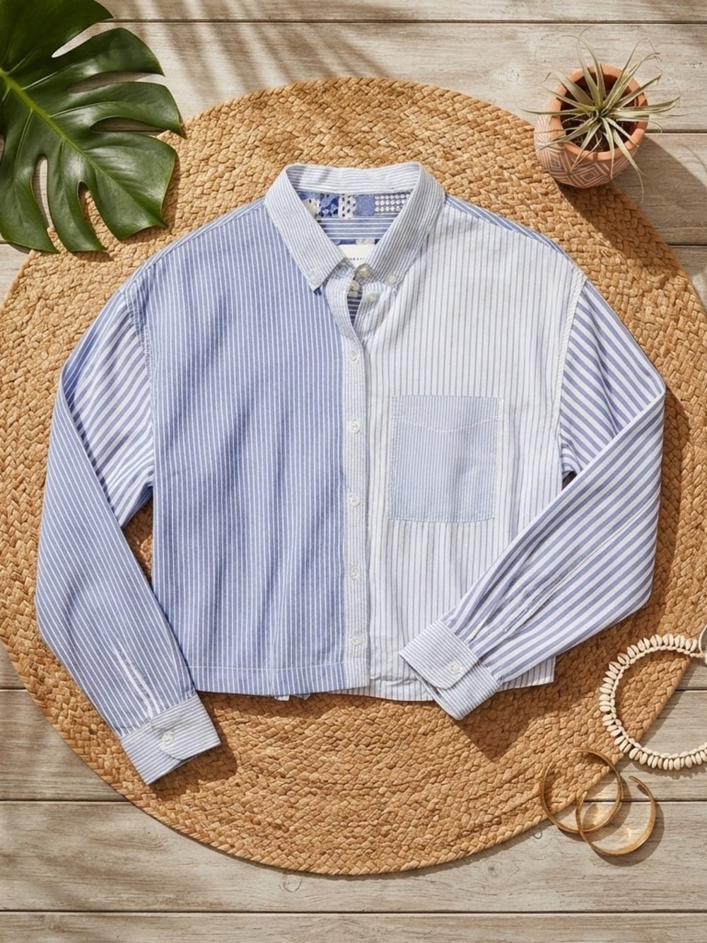 AMERICAN EAGLE Mixed Stripe Cropped Button-Up Shirt | Blue & White